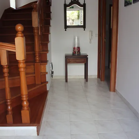 Chill Hill & Private