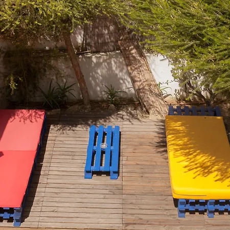 Chill Hill & Private Hostel *