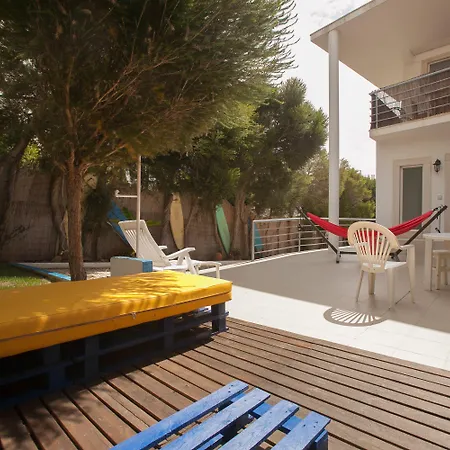 Chill Hill & Private Hostel