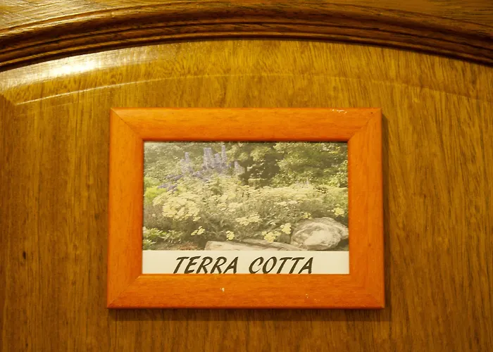 Chill Hill & Private Albergue Ericeira