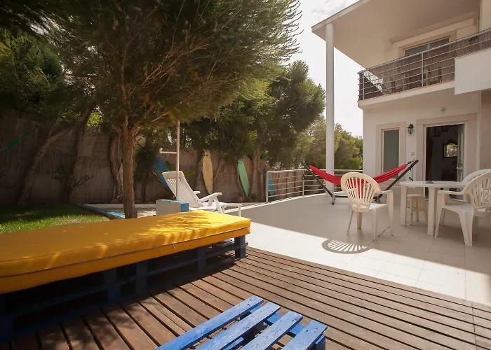 Chill Hill & Private Albergue