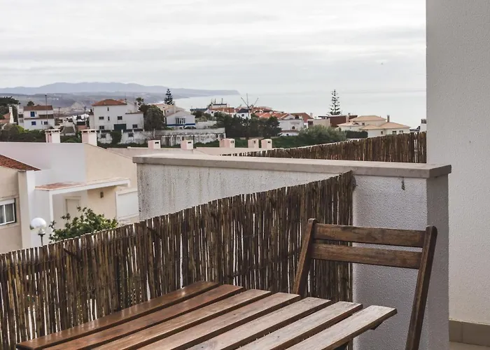 Hostel Chill Hill & Private Ericeira