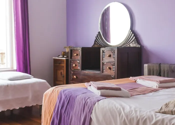 Chill Hill & Private *